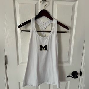 Lululemon Tank size 6